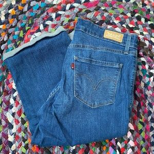 Levi capri jeans